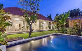Villa Made Umalas 2Br With Private Pool